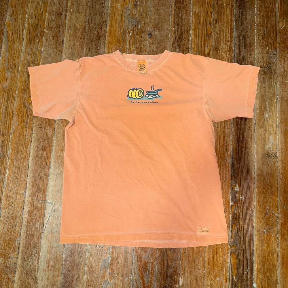 Life is Good Men's Bed & Breakfast Camping Short Sleeve Crusher T-Shirt